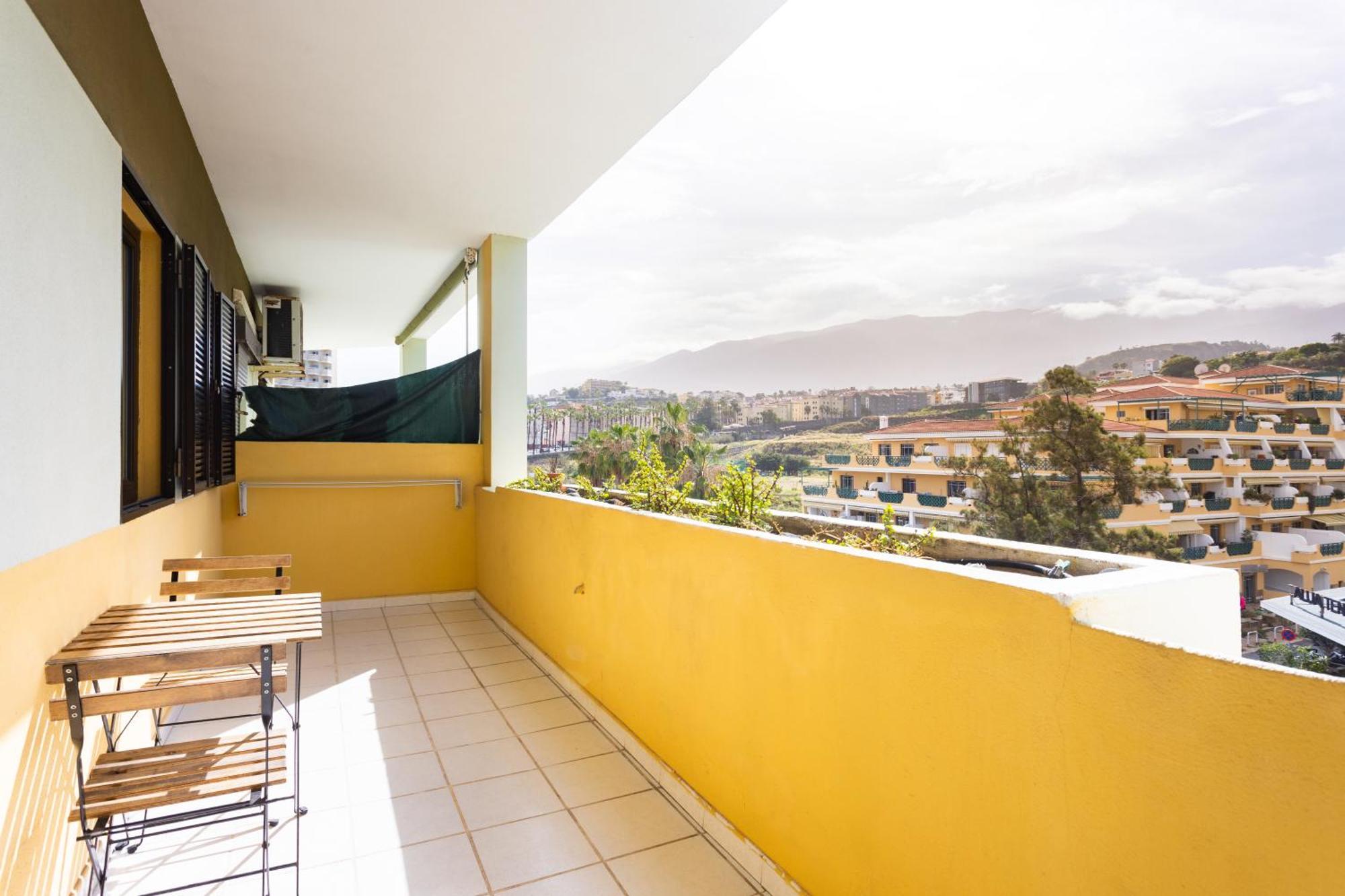 Con Vistas A Montanas Apartamento